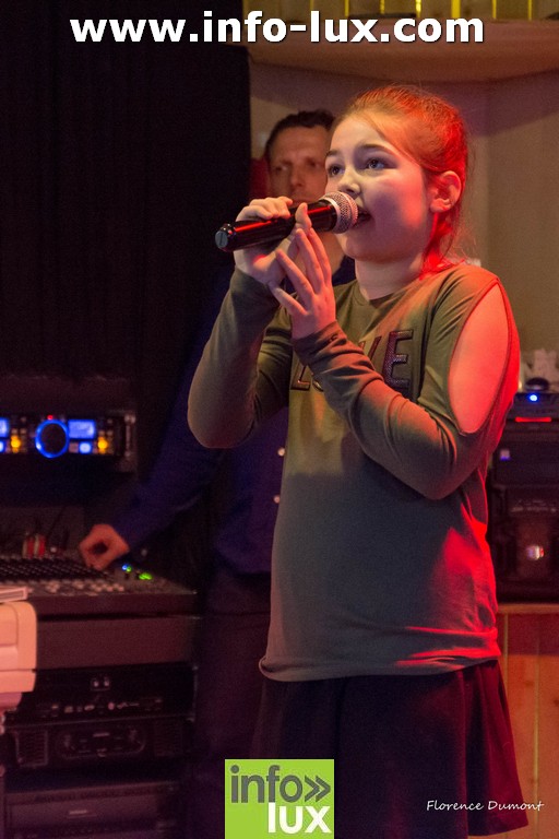 //media/jw_sigpro/users/0000001510/Concours pour enfants aux tourets/concours de chant pour enfants au touret-2456
